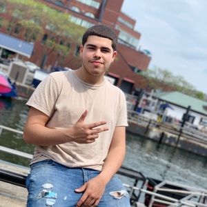 Meet your Posher, Christopher